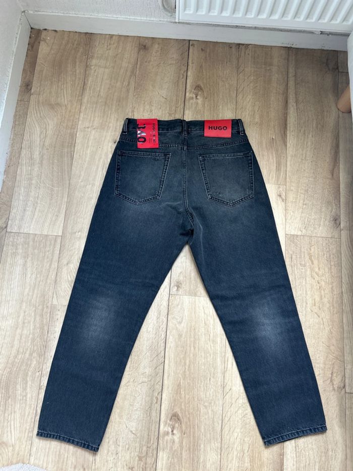 Jeans gris foncé Hugo loose tapered fit cropped W29 L32 - photo numéro 4