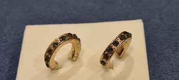 Demi créoles dorées brillants noirs