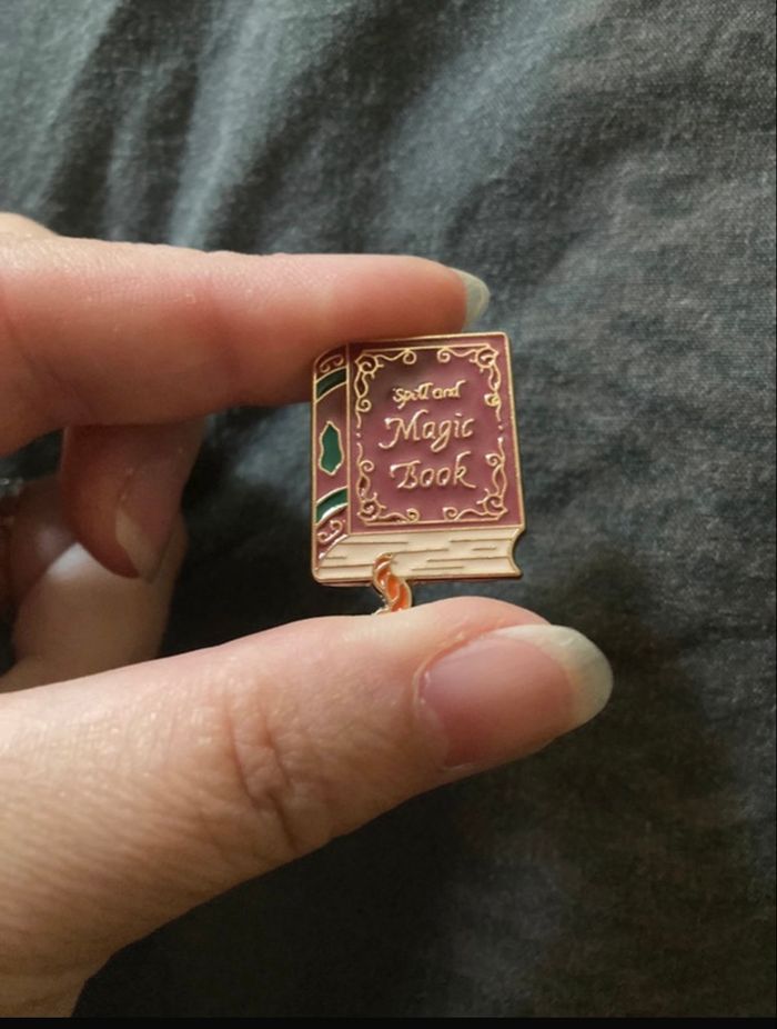 Lot NEUF de 3 pin’s sur le thème d’Harry POTTER - photo numéro 6