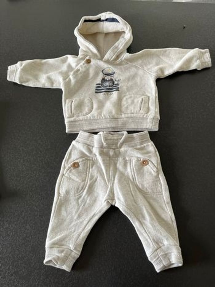 Ensemble tape à l’œil 6mois