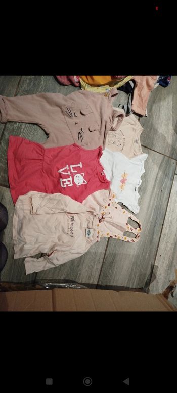 Lot de 105 pièces fille 🌸 3/6/9/12 mois