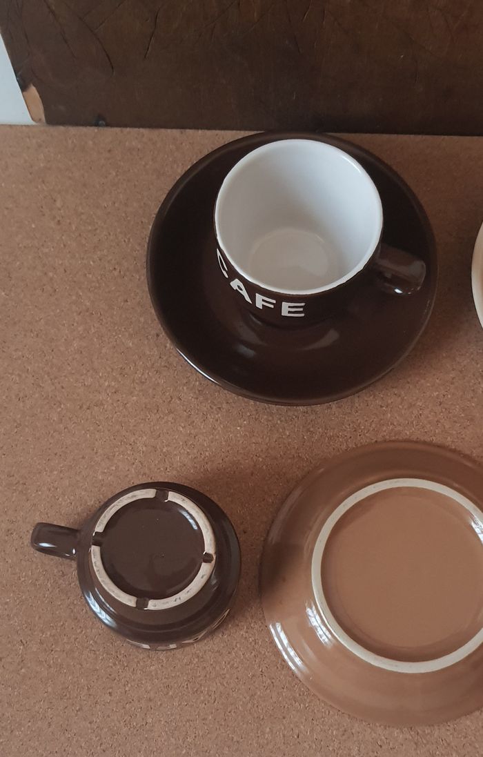 Lot de 3 tasses à café et soucoupes assortis - photo numéro 4