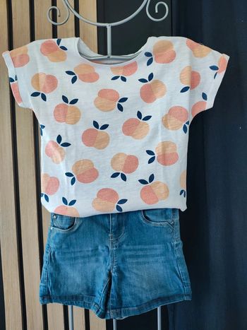 8 ans ensemble été Okaïdi teeshirt et short en jean