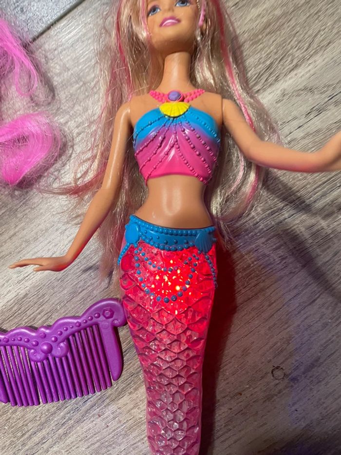 Beau lot barbie et sirène barbie - photo numéro 2