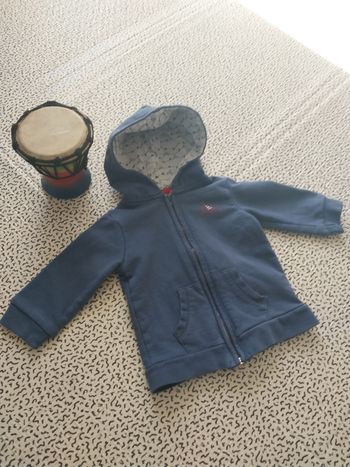 Gilet à capuche bébé garçon – boîte à Malices – 6 mois