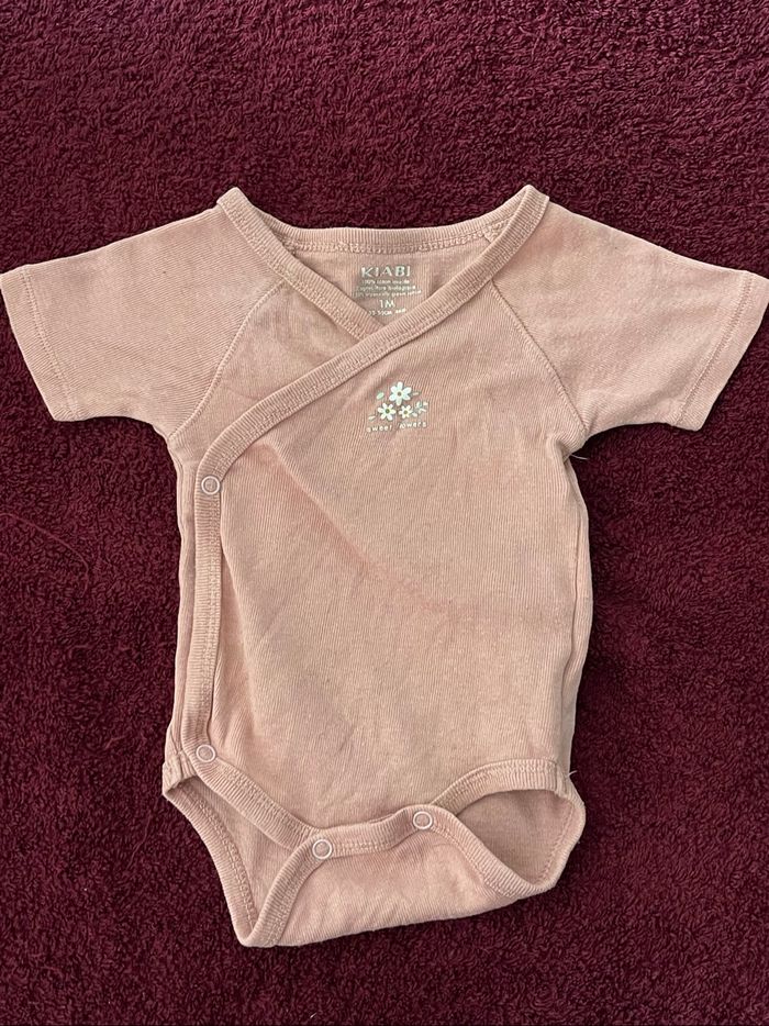 Lot de 4 bodies manches courtes