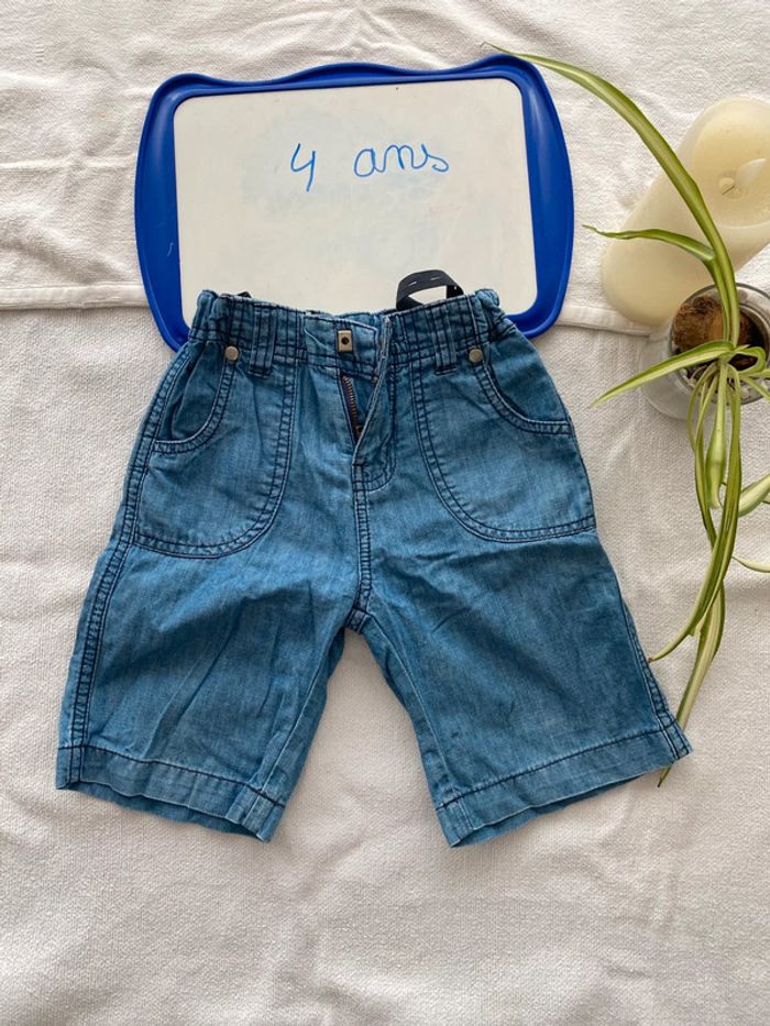 Short / bermuda ajustable à la taille - TBE