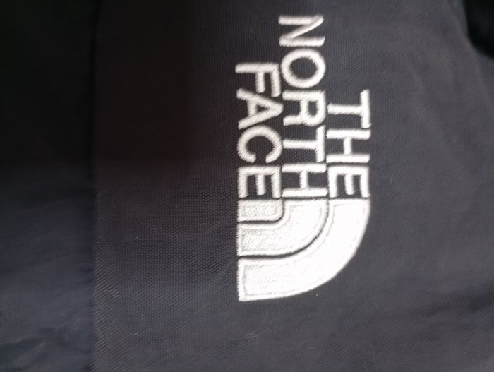Doudoune north face très bon état - photo numéro 2