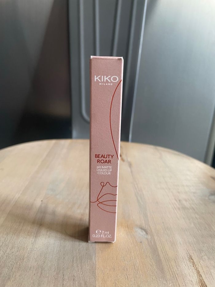 Maquillage Rouge à lèvres liquide Kiko - Teinte 06 Refined Burgundy - Neuf avec boîte - photo numéro 3