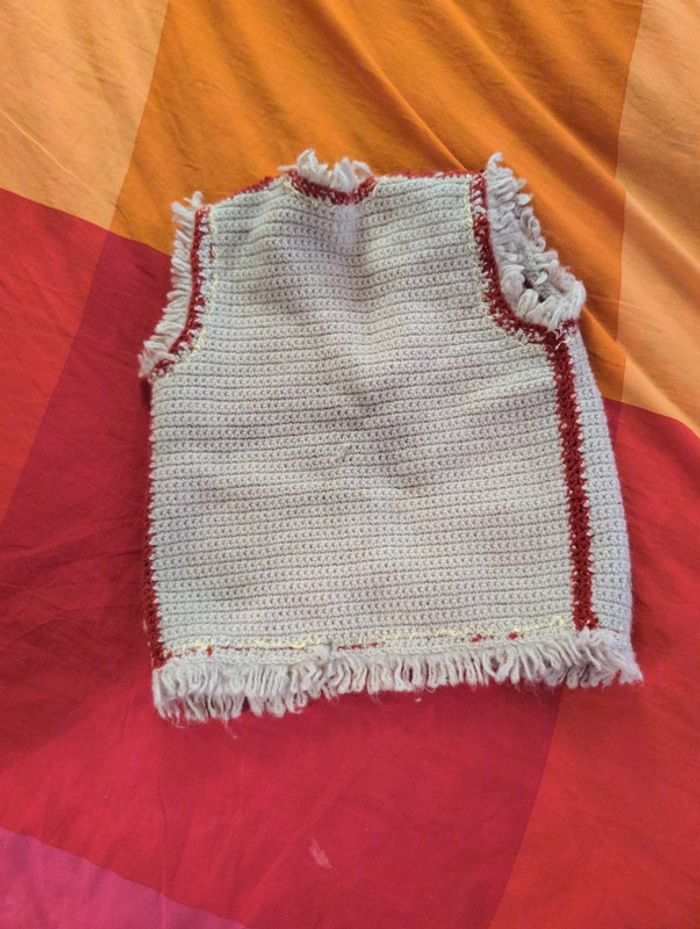 Bolero brodé laine a beige rouge fleurs - photo numéro 5