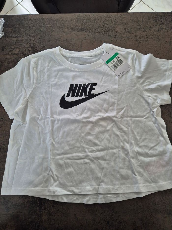 Tee shirt ado court fille