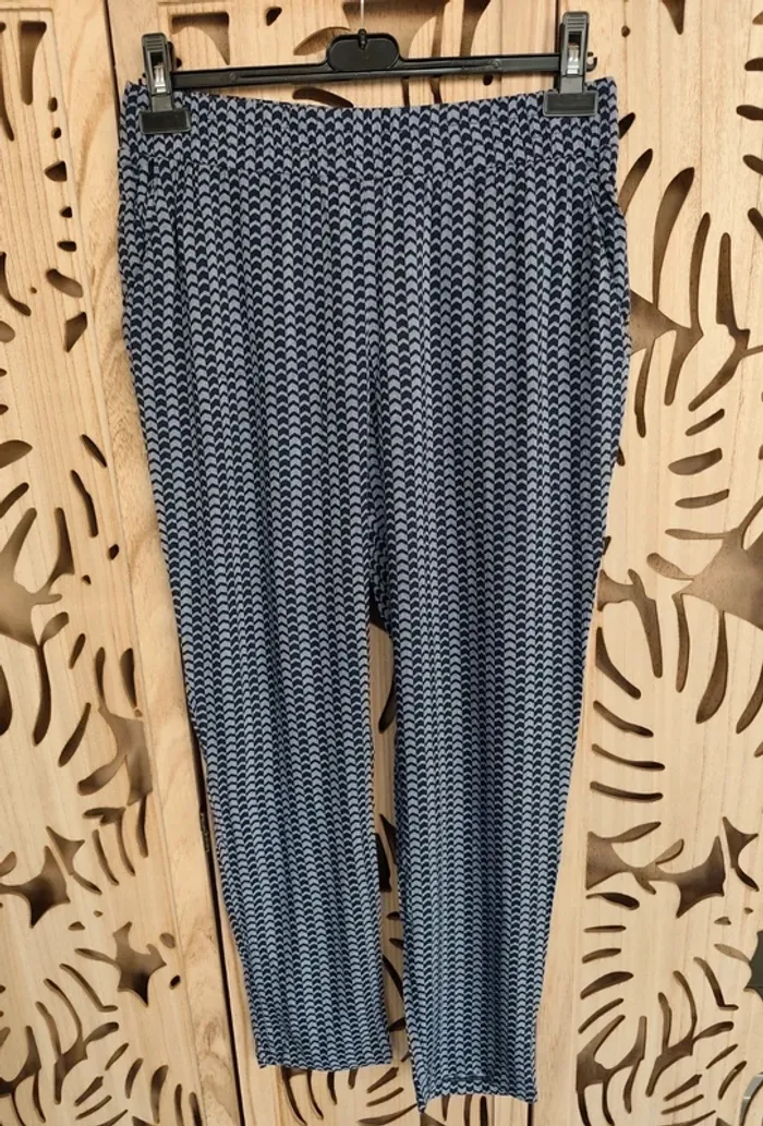 Pantalon fluide imprimé T 42 Divided H&M - photo numéro 4