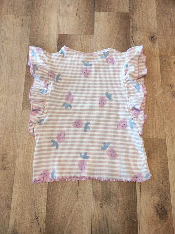 Tee-shirt ZARA 4 ans en TBE - photo numéro 3