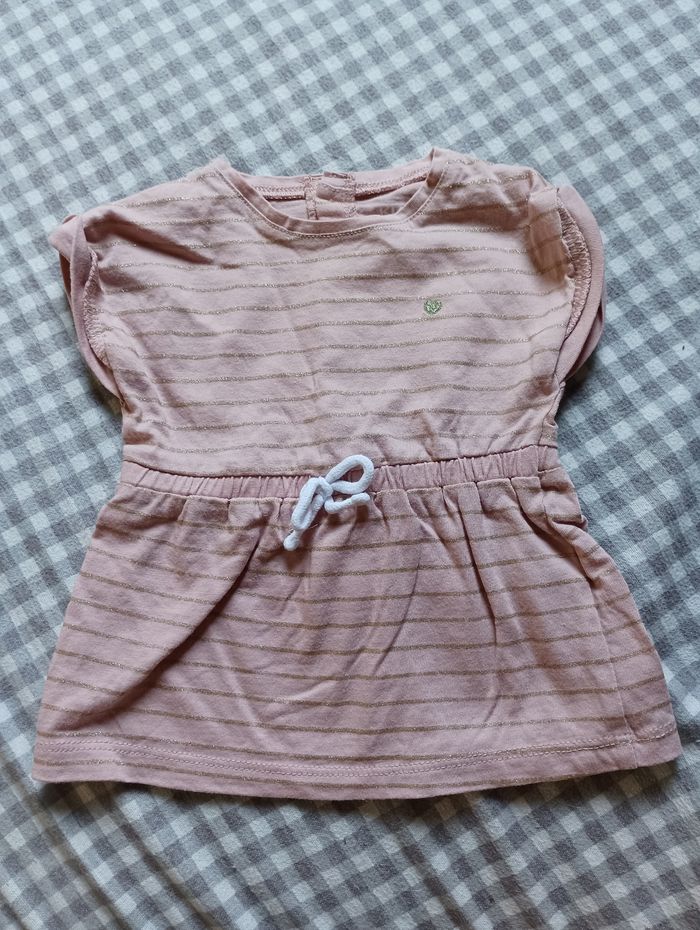 Lot 2 robes - photo numéro 2