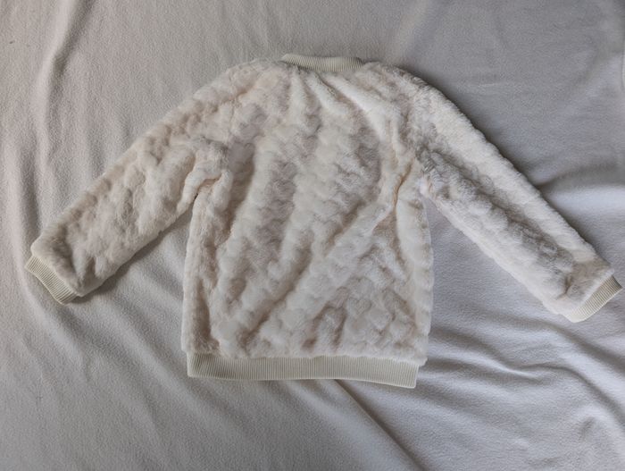 Blouson fourrure crème motif coeurs - 5A - C&A - photo numéro 6
