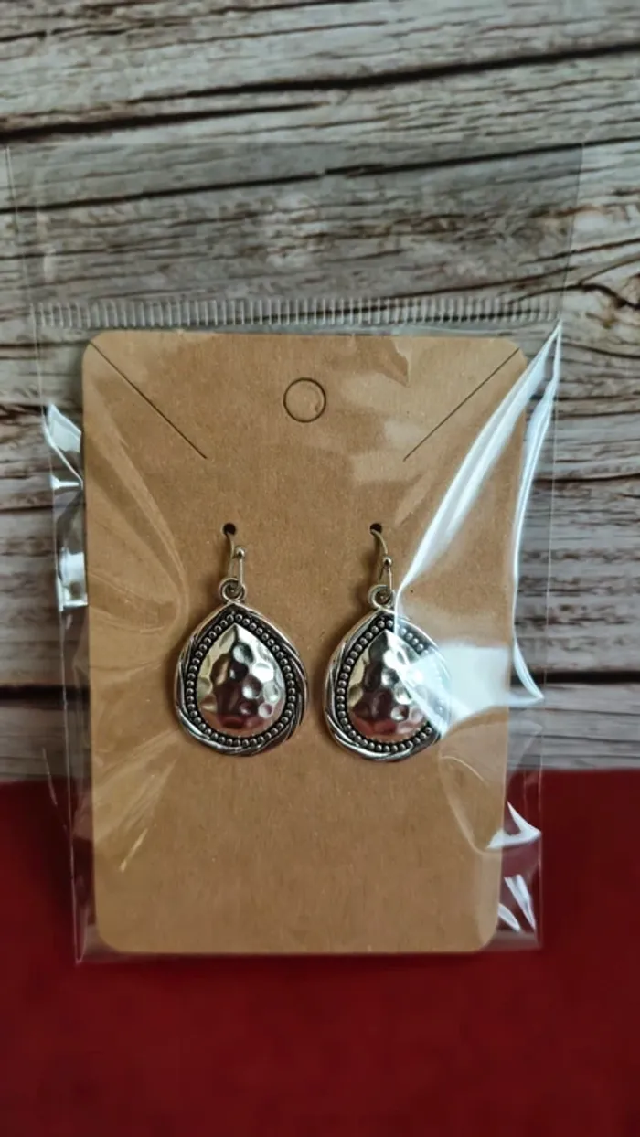 Boucles d'oreille - photo numéro 2