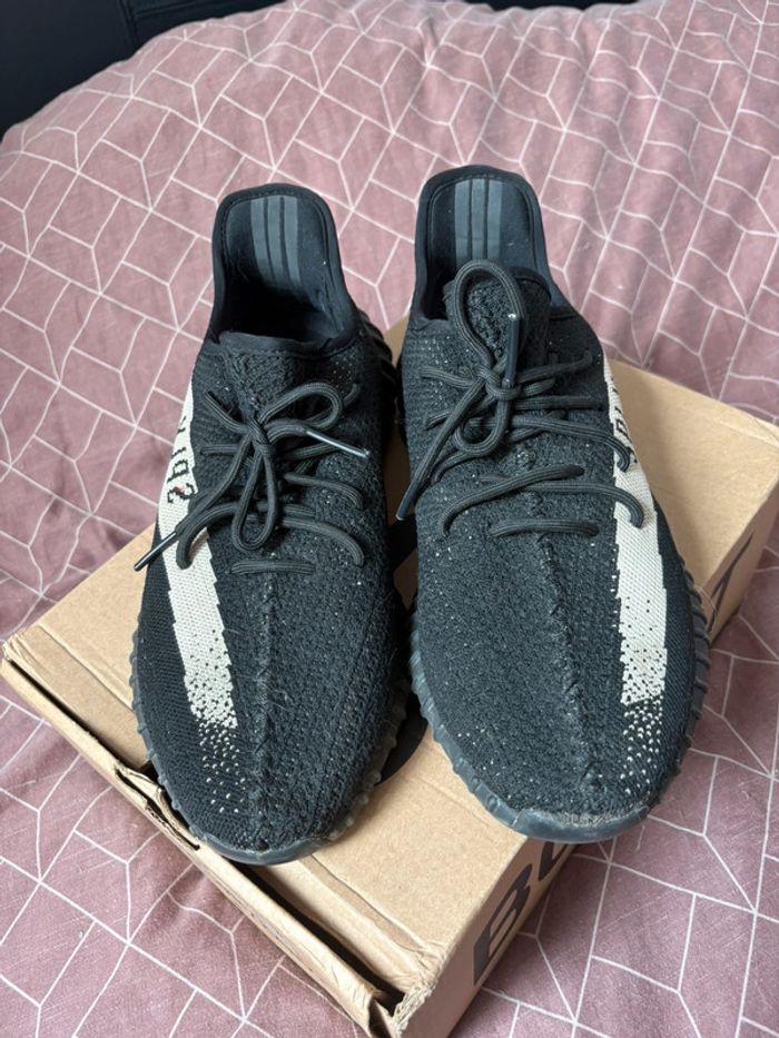 Yeezy Boost 350 V2 - photo numéro 2