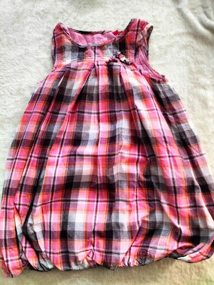 Robe taille 5 ans - photo numéro 2