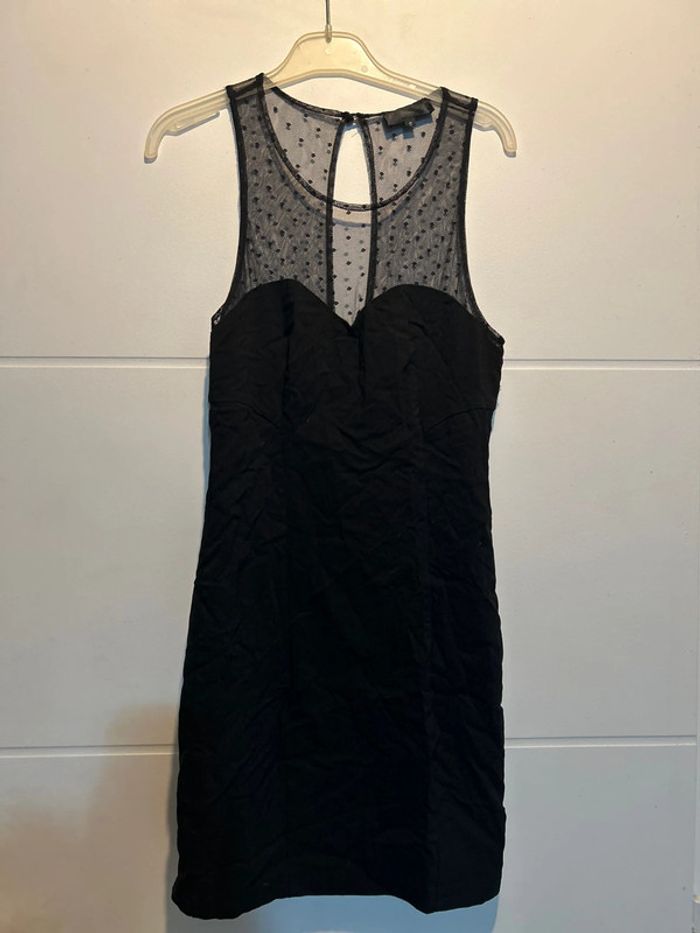 Robe noir