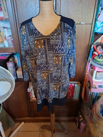 Tee-shirt blouse 46