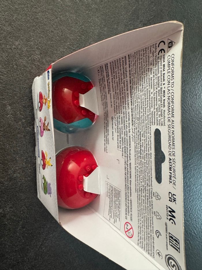 🧸 Pokémon Mega - 2 pokeballavec personnage à construire - Togepi et Tiplouf- neuf - photo numéro 7