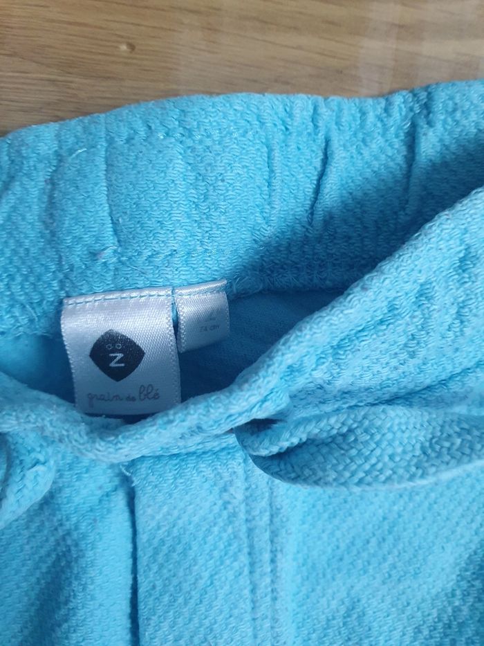 Short 12 mois - photo numéro 2