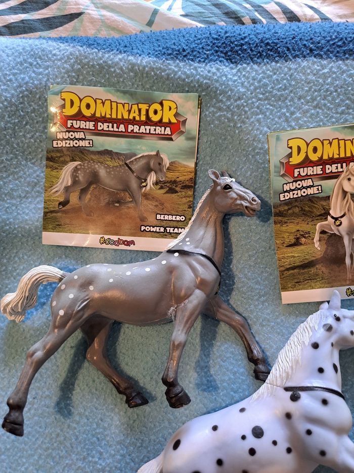 Figurines chevaux dominator - photo numéro 2