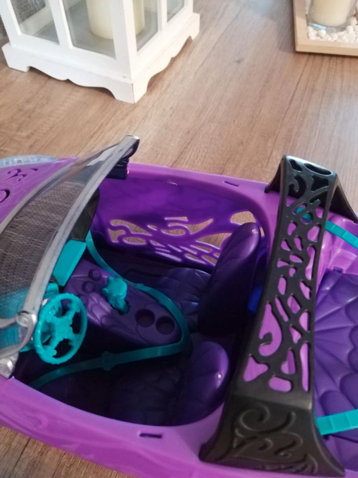 Voiture monster high - photo numéro 6