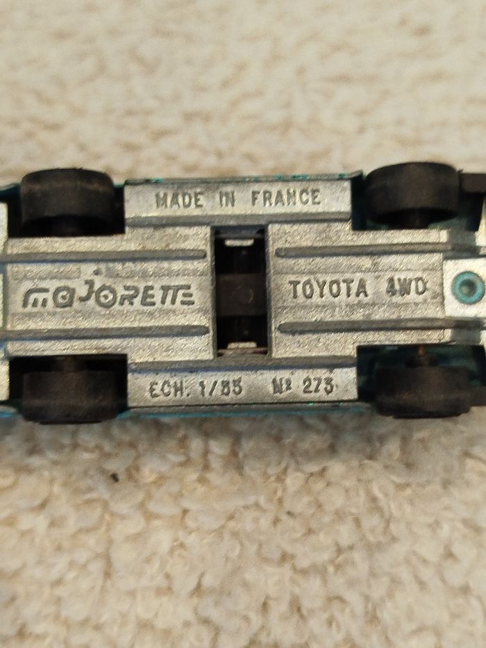 Voiture Majorette Toyota 4WD n273 - photo numéro 6