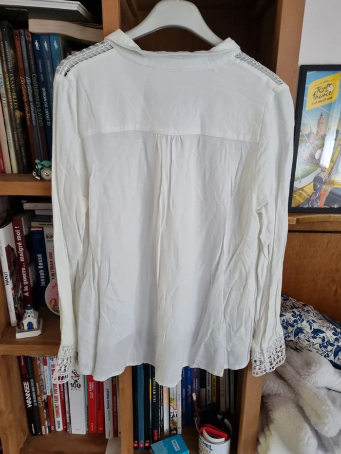 Chemisier blanc avec dentelle taille 40 - photo numéro 3