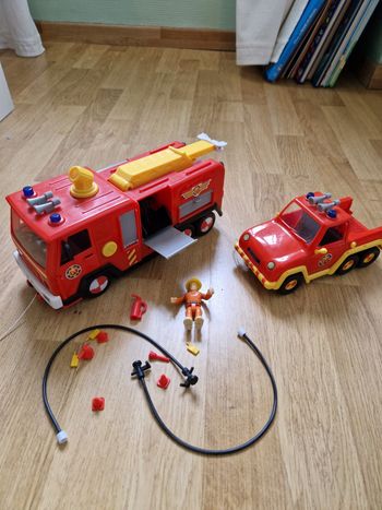 Camion Sam le pompier