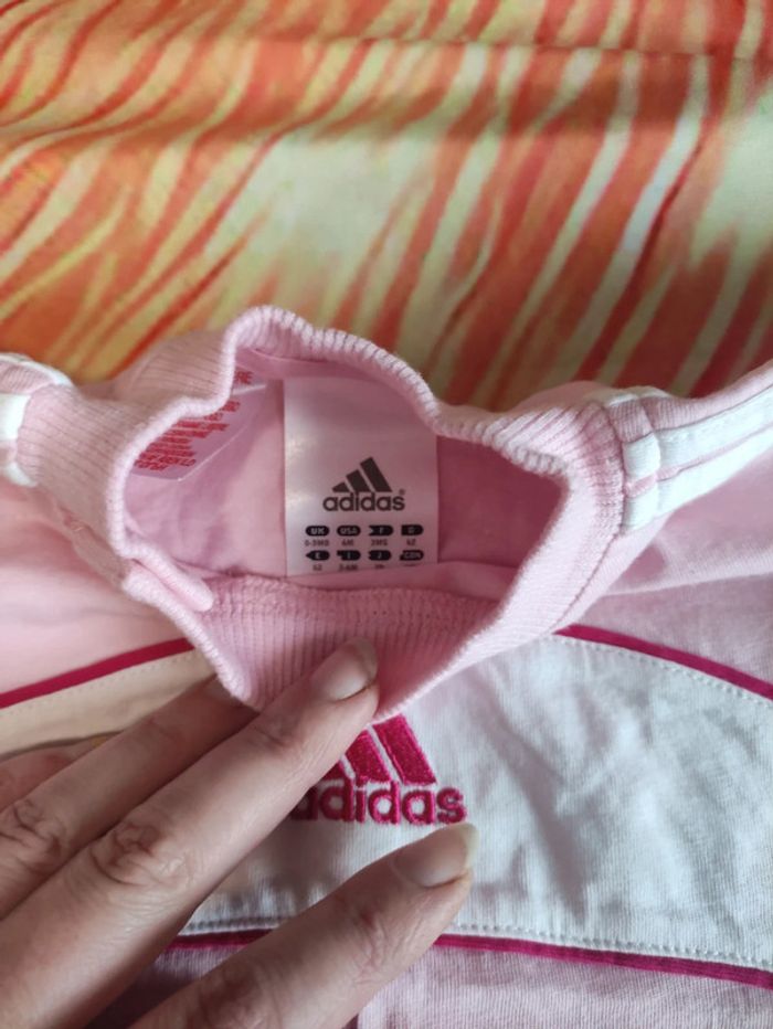 Ensemble t-shirt et short Adidas 6/9 mois - photo numéro 5