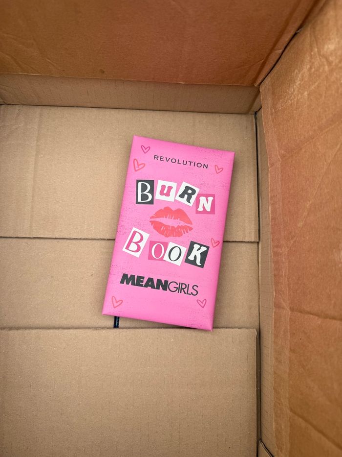 Palette fards à paupières ultra pigmentée Révolution neuve - photo numéro 2