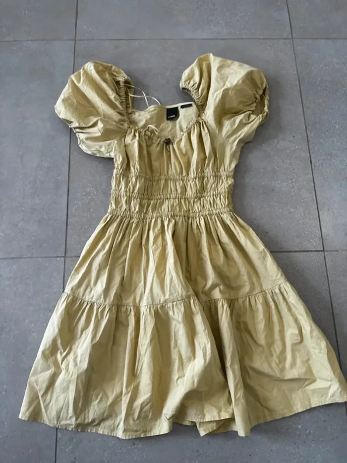 Robe jaune Pinko, taille 36, très bon état