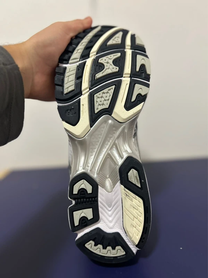 Asics Kayano 14 taille 37.5 - photo numéro 6