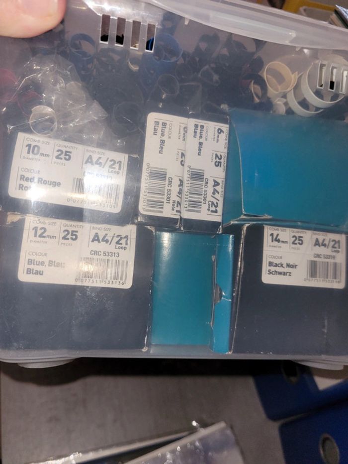 Lot accessoires à relier pour 1 livret - photo numéro 4