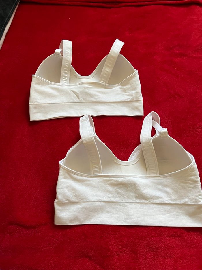 Lot 2 brassières Taille 36 Neuf - photo numéro 2