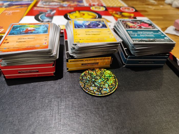 Lot de 2 coffrets académie de combat pokémon 2022 et 2024 FR - photo numéro 5