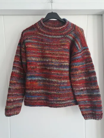 Pull tricoté main 12 ans