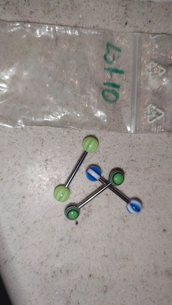 Lot de 3 piercings langue acrylique et acier chirurgical