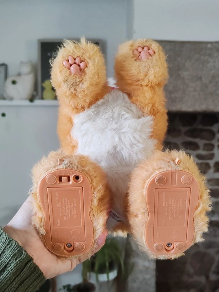 Peluche électronique Daisy mon chat joueur - furreal - photo numéro 6