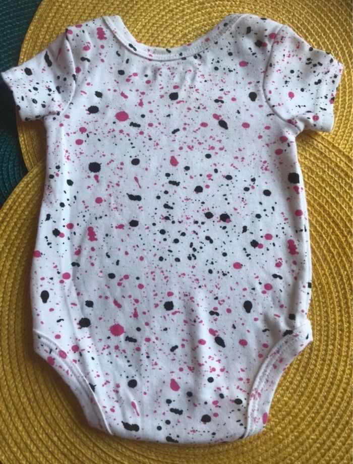 Lot bodies contact baby fille 3-6 mois - photo numéro 6