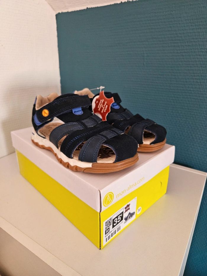 Sandales neuves 30 bleu marine