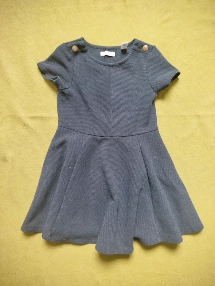 Lot robes 5ans - photo numéro 7