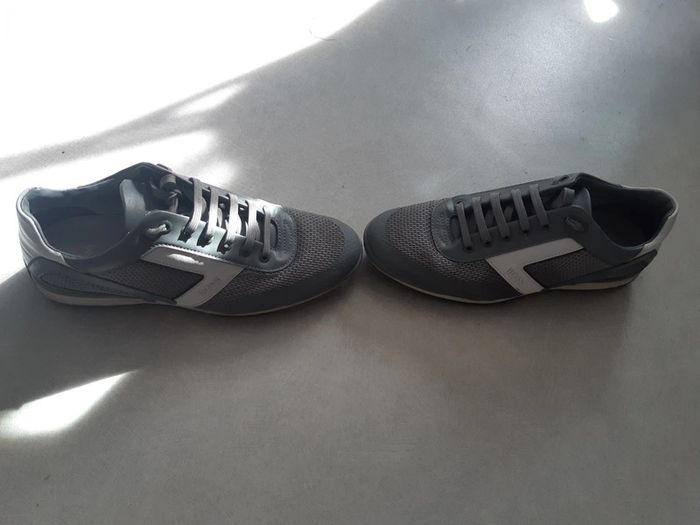 Chaussures Boss (Hugo Boss). P. 40 - photo numéro 3