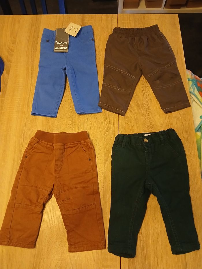 Quatre pantalons