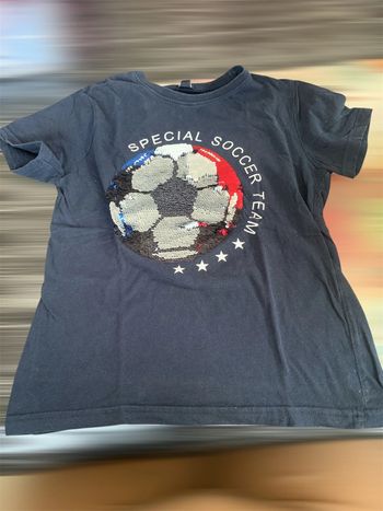 Tee shirt