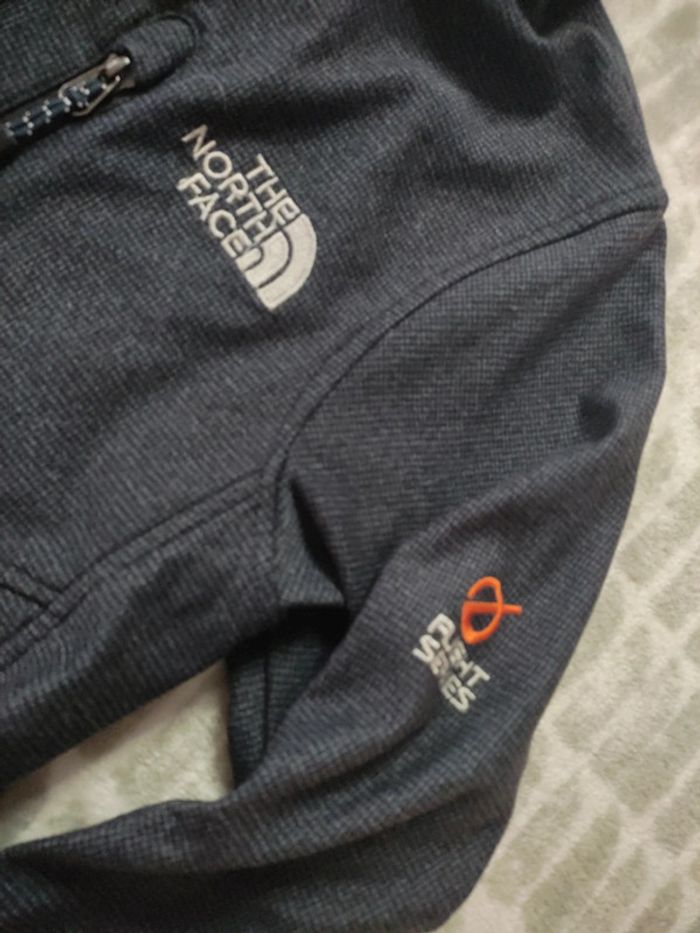 Veste polaire gris noir The North face taille M - photo numéro 3