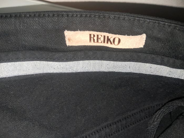 Reiko jean noir T.36 en tbe - photo numéro 9