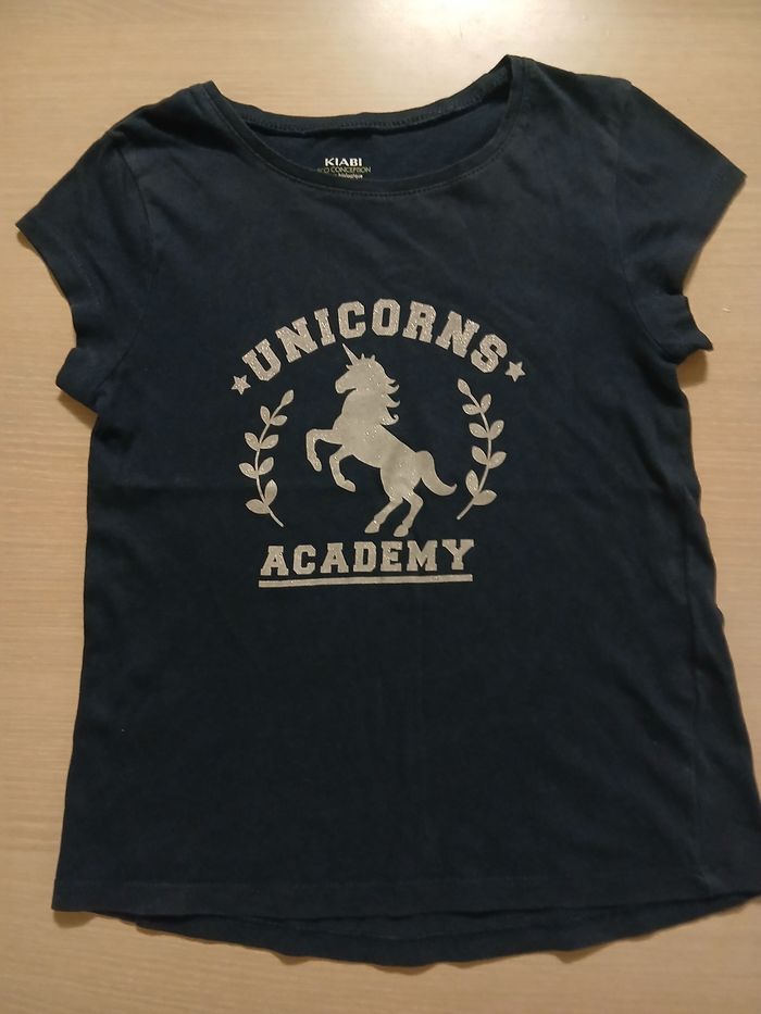 Tee shirt fille en coton taille 8 ans marque kiabi tres bonne etat - photo numéro 4
